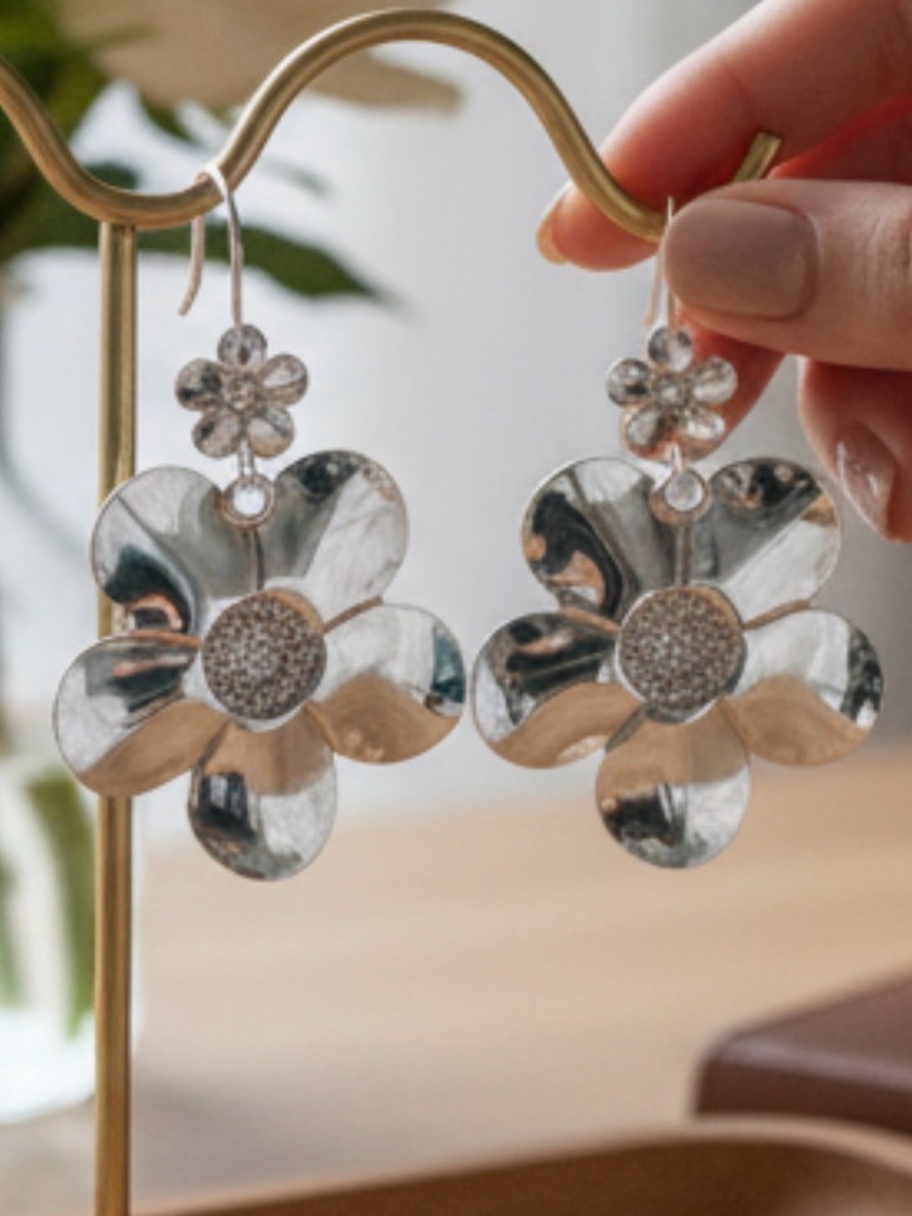 Vintage Paola Valentini 925 Sterling Silver Flower Dogwood Earrings